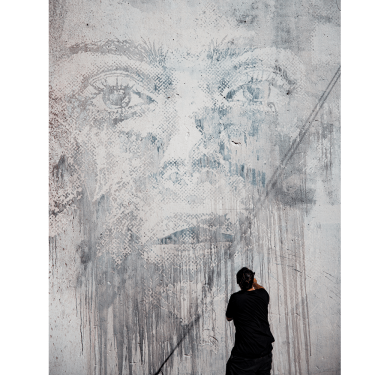 Vhils